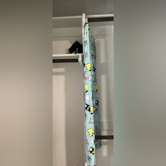 Hello Kitty Men's Print Sleep Pants Size Small - Picture 2 of 4